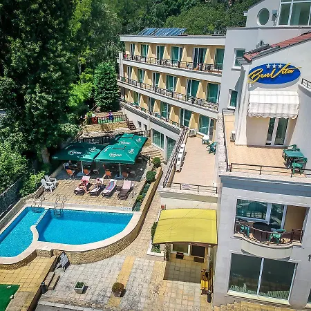 Benvita Hotel 3*
